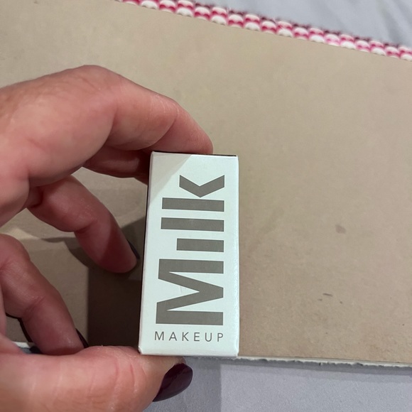 Makeup - Picture 7 of 13